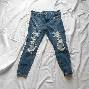 AE Distressed Jeggings